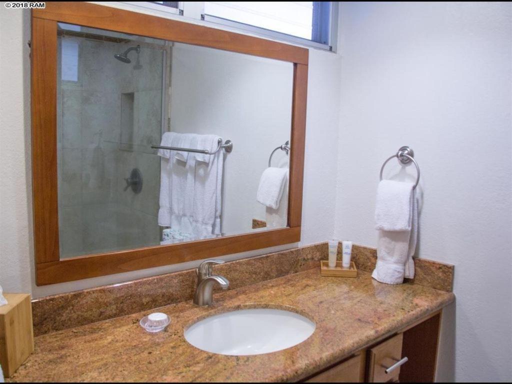 Deluxe Oceanview Maui Studio..New & Updated Kahana Esterno foto